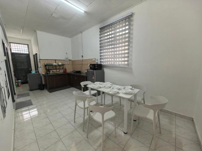padang serai deluxe roomstay