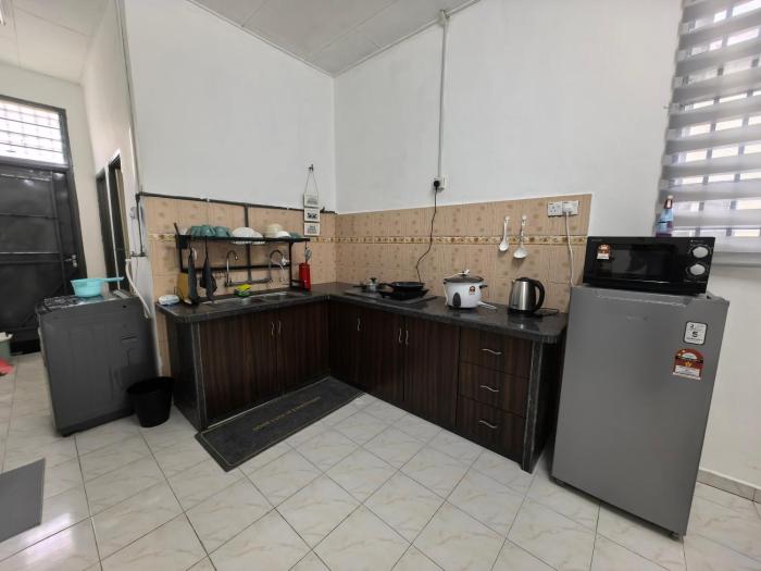 padang serai deluxe roomstay