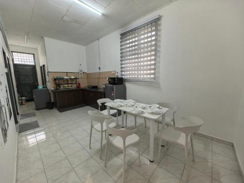 padang serai deluxe roomstay
