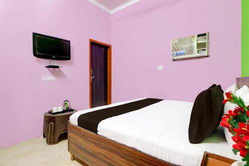 Hotel O Radhe Hotel,,2 star