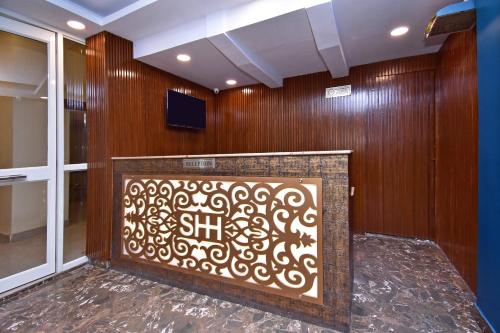 Hotel O Stay Hub Park Street,,2 star