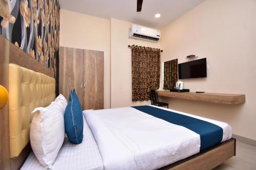 Hotel O Stay Hub Park Street,,2 star
