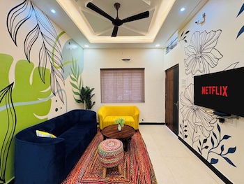 home escape 2bhk retreat pvt home