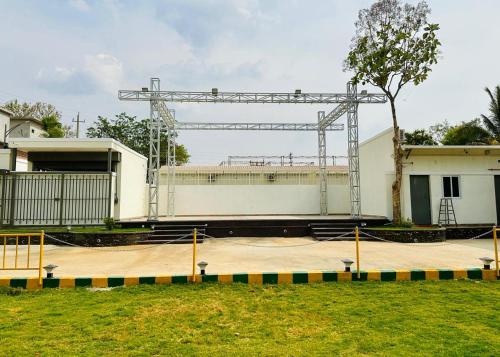 Sam Eden Resort,,3 star