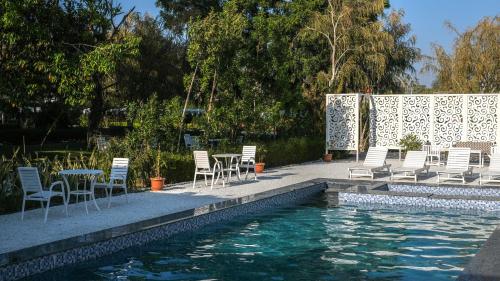 Bodhi Retreat,,3 star