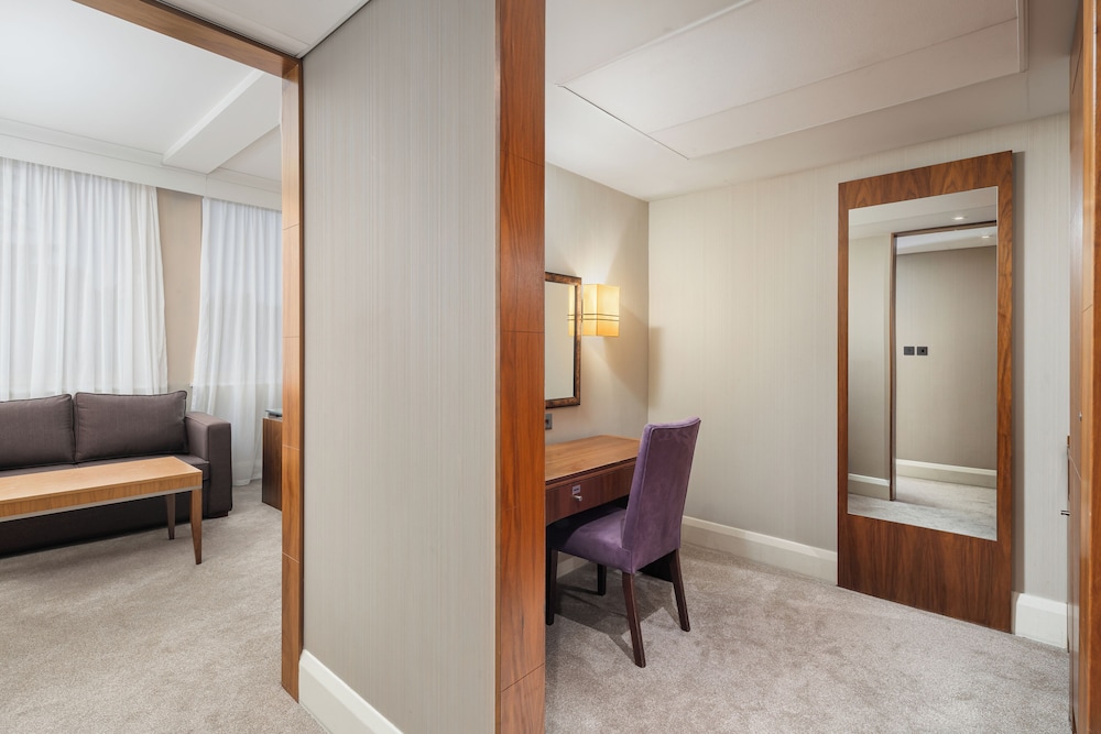 crowne plaza london ealing by ihg