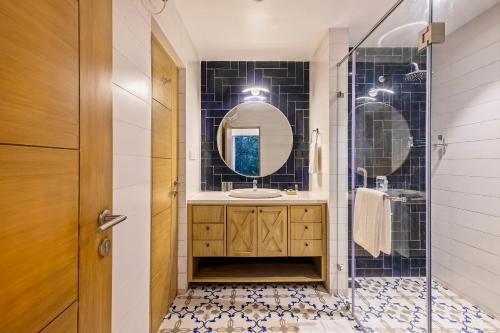 tisyastays brand new luxury 1bhk apartment