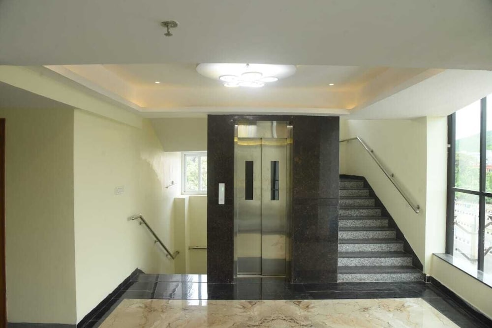 hotel paramount