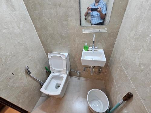 Gautam Nagar Homestay South Delhi,,4 star