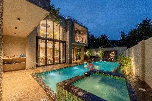 vana a lindsay manor