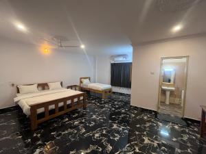 anand beach guesthouse by moonrocks