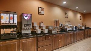 best western bastrop pines inn