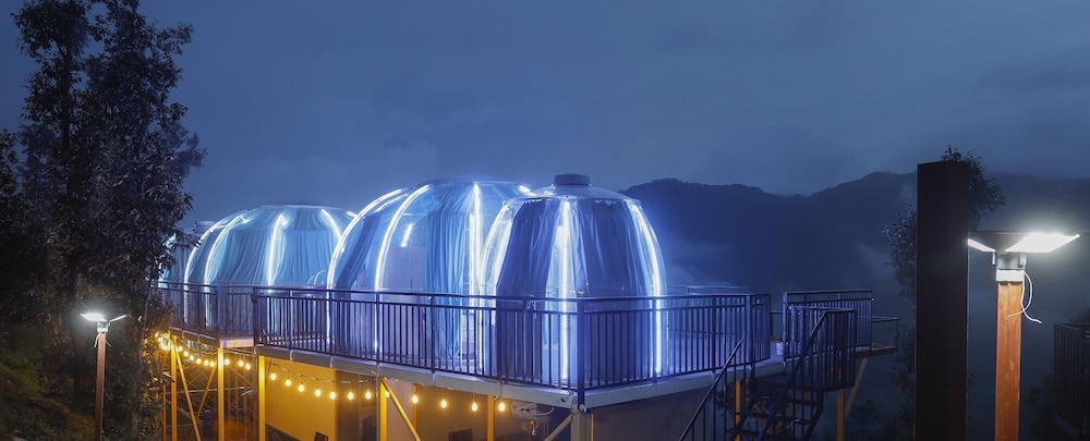 castle glamp by auroras resorts