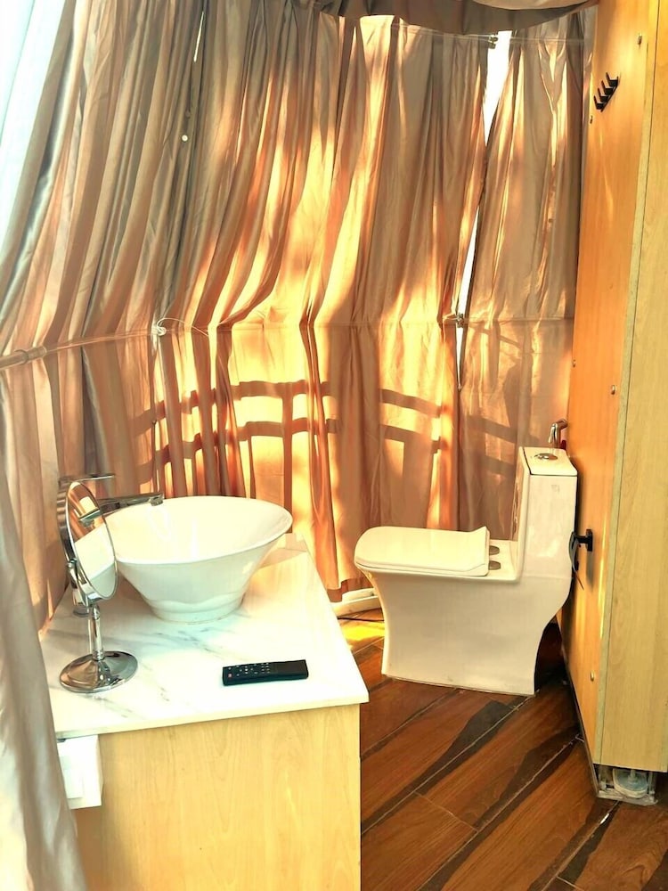 castle glamp by auroras resorts