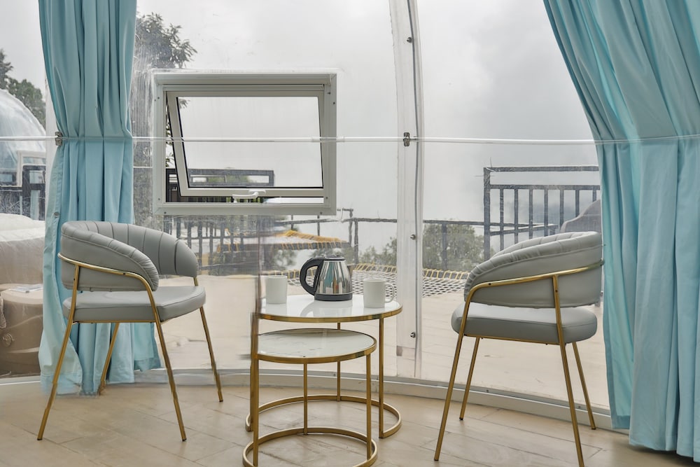 castle glamp by auroras resorts