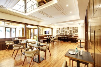 marks hotel and banquet