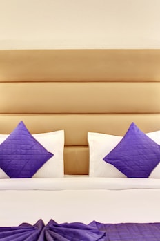 marks hotel and banquet