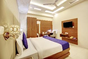 marks hotel and banquet