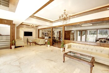 marks hotel and banquet