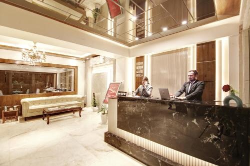 Marks Hotel & Banquet,,3 star