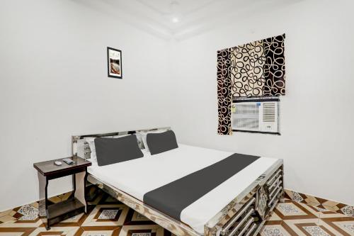 Hotel O Relax Inn,,4 star