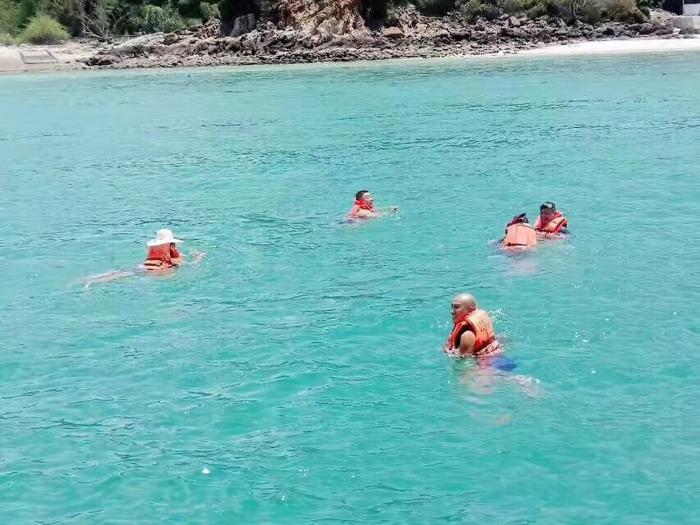 sea view high floor 2 bed room