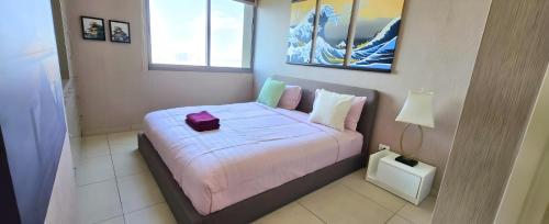 sea view high floor 2 bed room