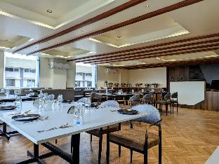 hotel majestic by nxtjen hospitality