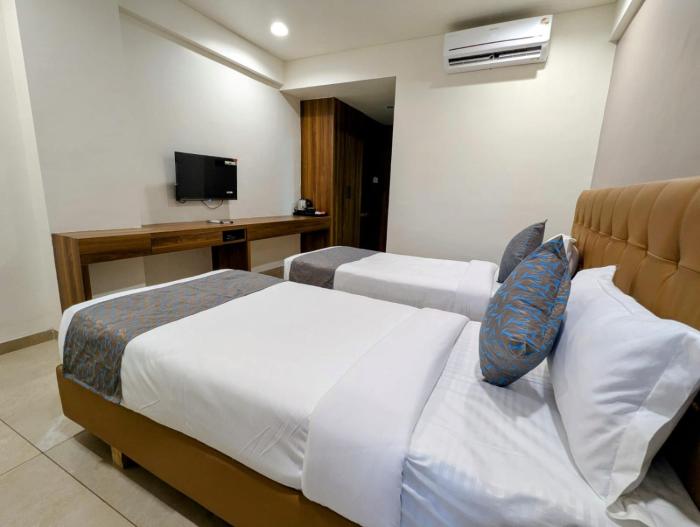 hotel majestic by nxtjen hospitality