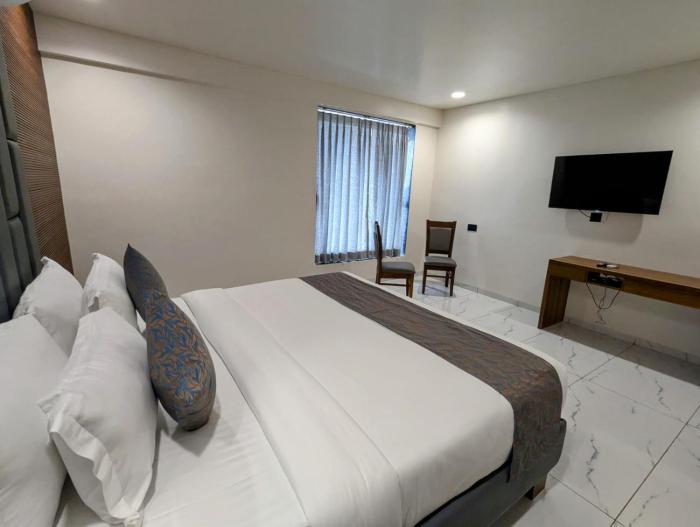 hotel majestic by nxtjen hospitality