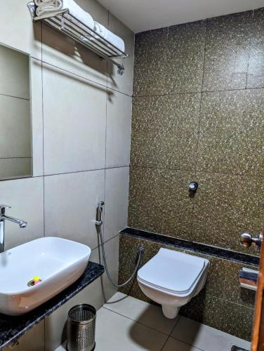 Hotel Majestic By Nxtjen Hospitality,,3 star