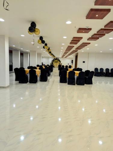 hotel majestic by nxtjen hospitality