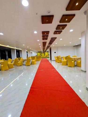 hotel majestic by nxtjen hospitality