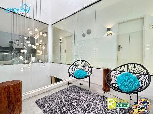 moderncave guesthouse walkingdistance5mins jonker