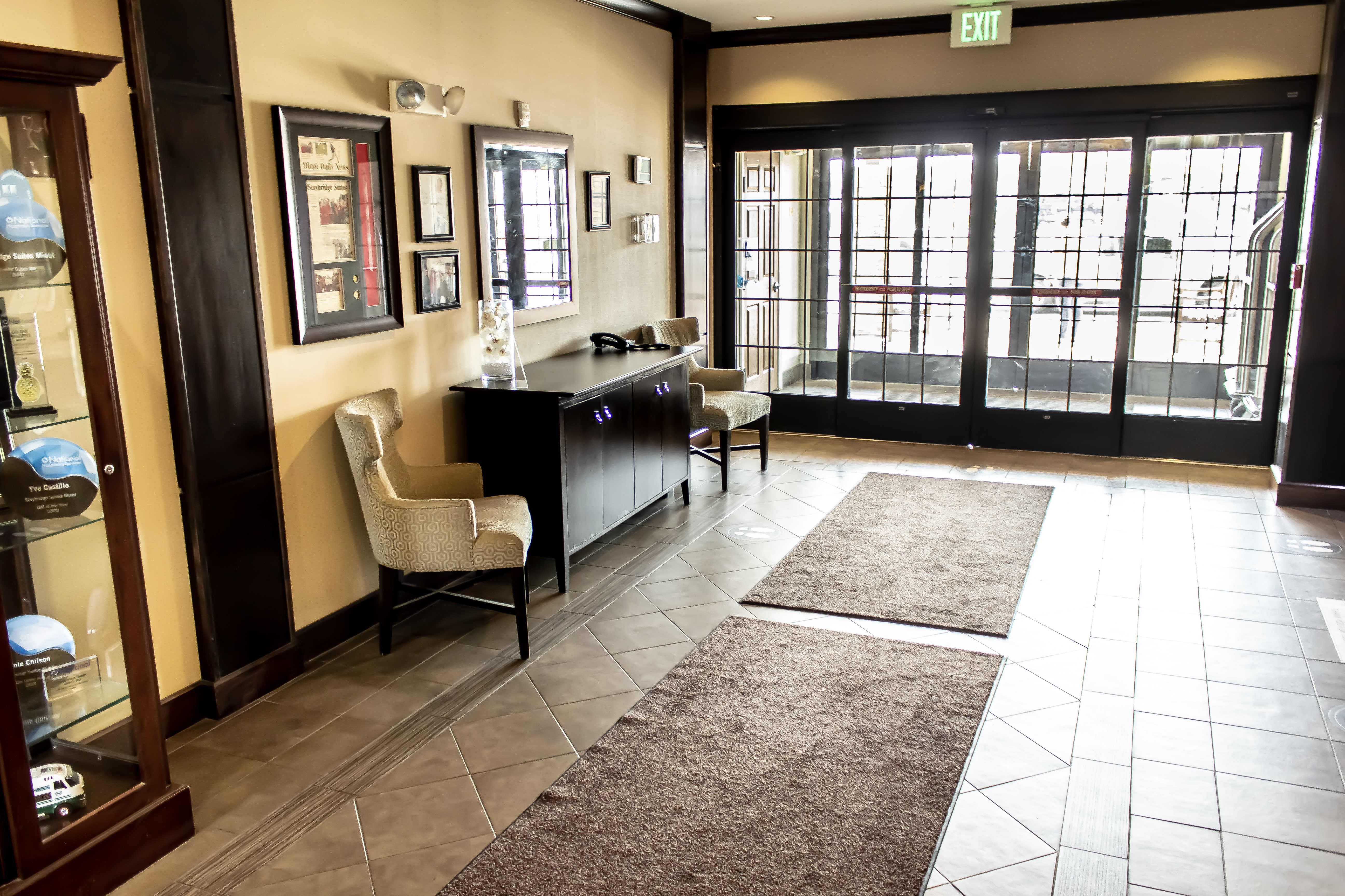 staybridge suites minot by ihg