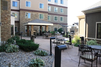 staybridge suites minot by ihg