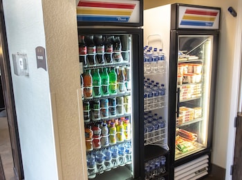 staybridge suites minot by ihg