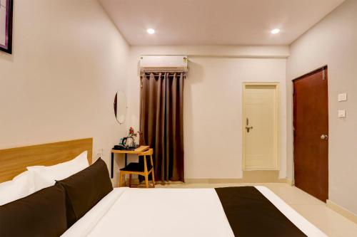 Collection O De Alphabet Hotel Ecil,,3 star