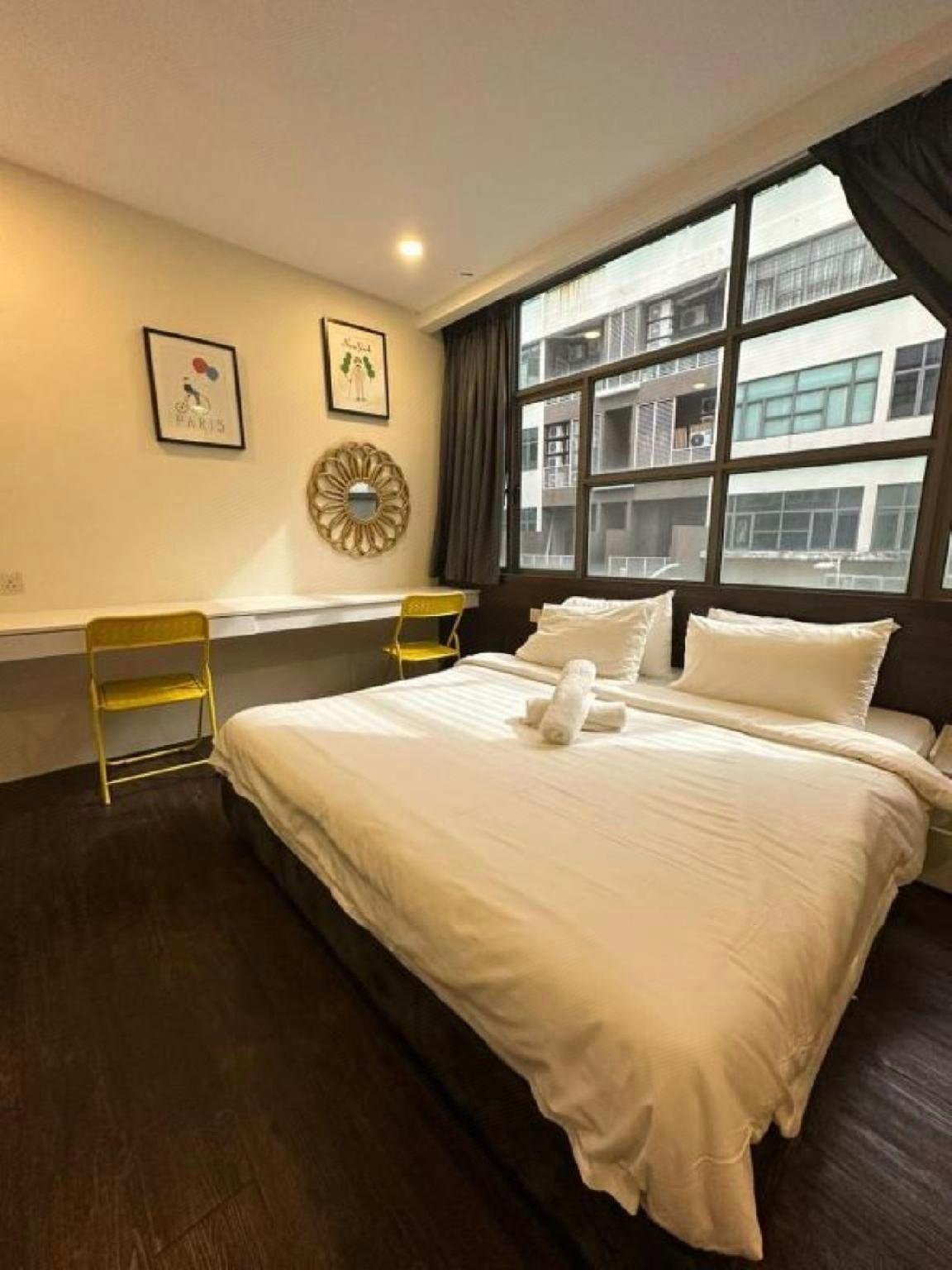swing and pillows z hotel cyberjaya