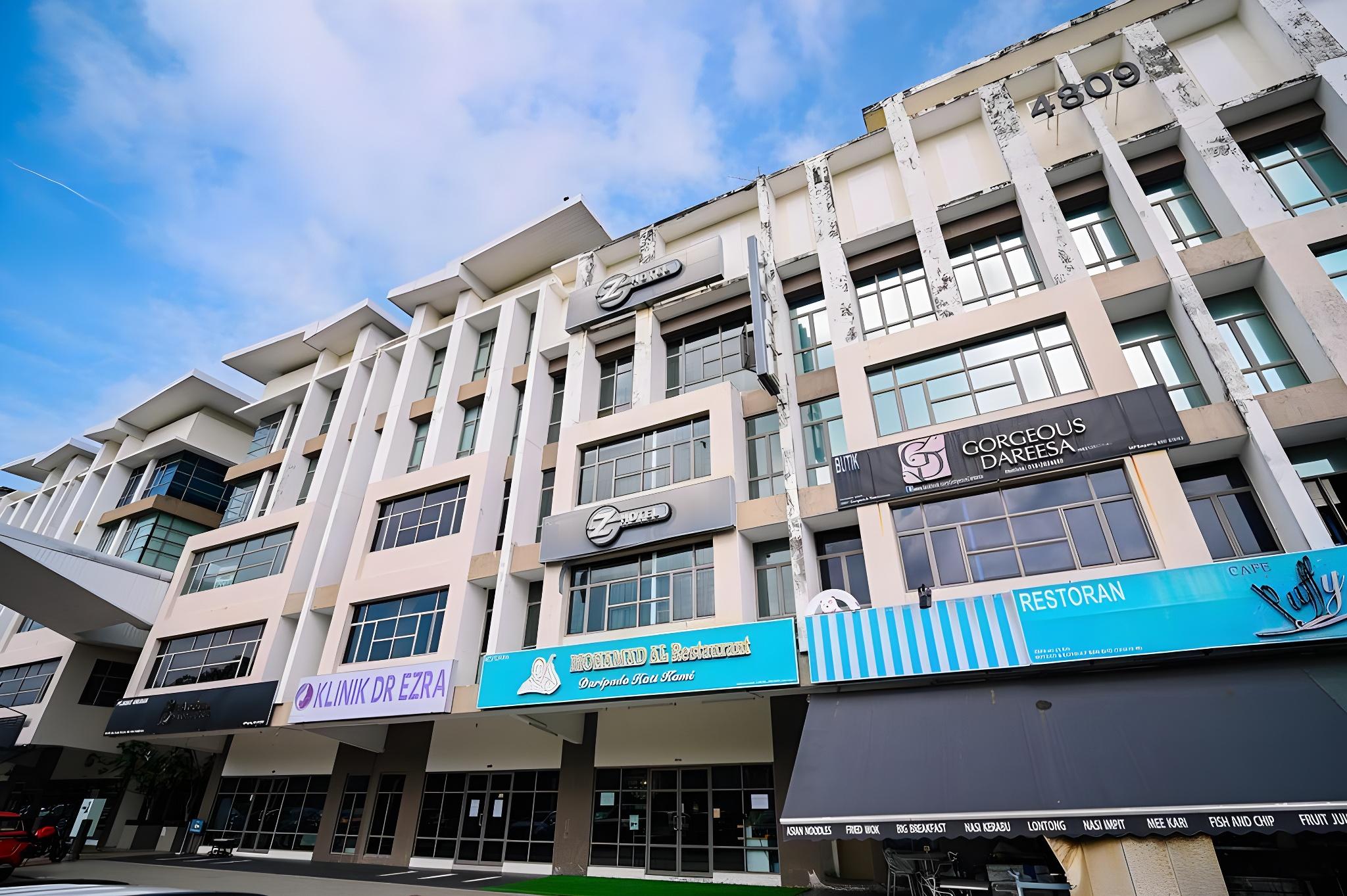 swing and pillows z hotel cyberjaya
