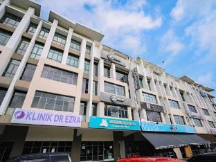 swing and pillows z hotel cyberjaya