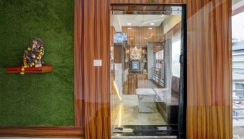 hotel shubham inn thaltej