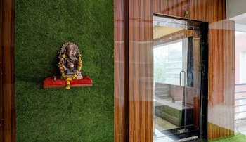 hotel shubham inn thaltej