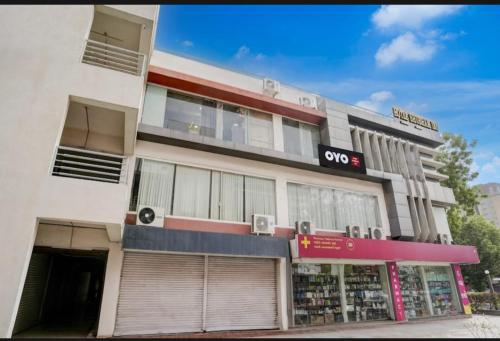 hotel shubham inn thaltej