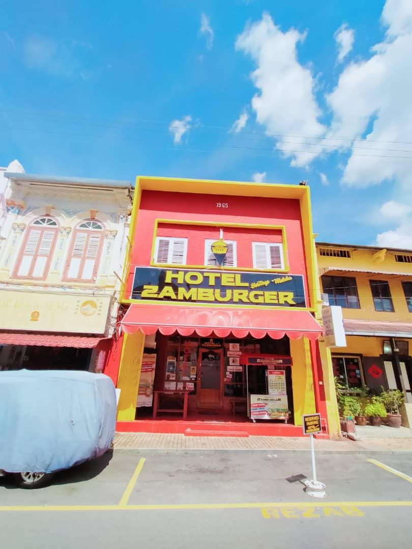swing and pillows jonker street malacca