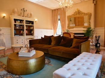Chateau Camiac,,3 star