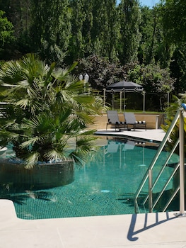 Chateau Camiac,,3 star