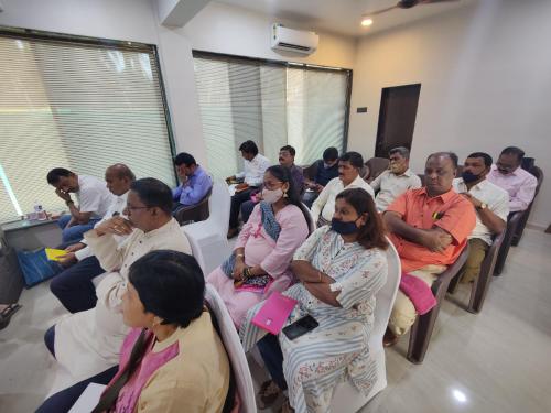 coastal bay inn by green apple stays