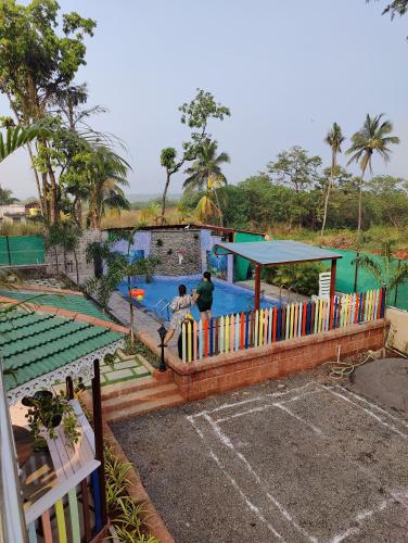 coastal bay inn by green apple stays