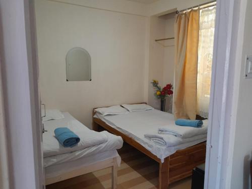 Shanti Sojourn,,3 star